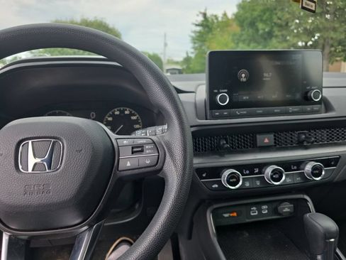 Certified 2024 Honda CR-V EX image 19