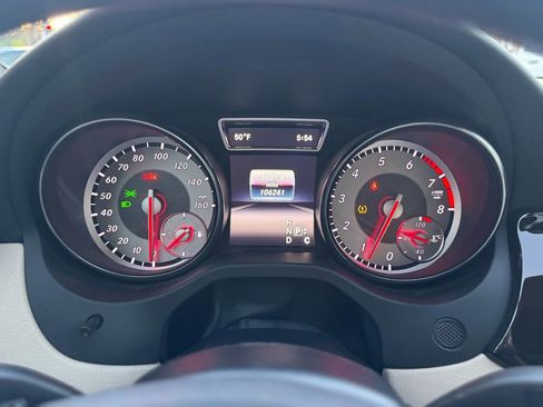 Used 2016 Mercedes-Benz CLA 250 4MATIC image 21