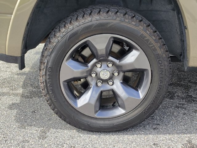 Used 2020 RAM 1500 Big Horn w/ Built-to-serve Edition AWD/4WD image 5