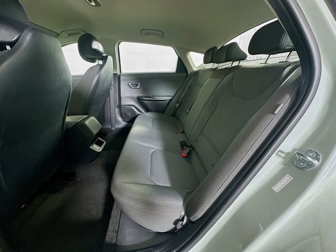 Used 2025 Kia K4 LXS FWD image 28