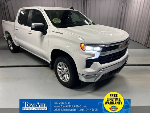 Used 2023 Chevrolet Silverado 1500 LT AWD/4WD image 1
