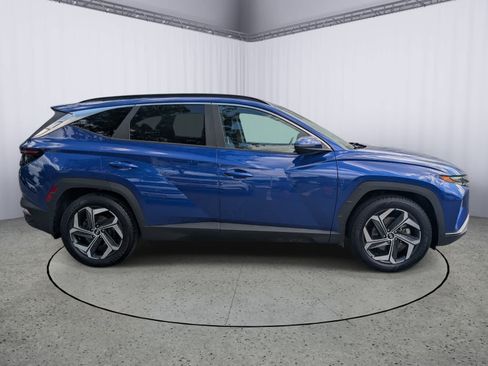Used 2022 Hyundai Tucson SEL w/ Convenience + Premium Package FWD image 2