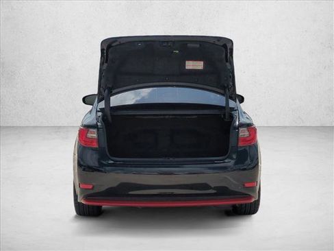 Used 2017 Lexus ES 300h w/ Luxury Package image 6