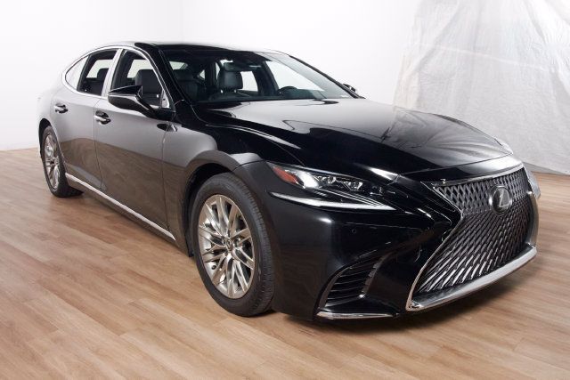 Used 2019 Lexus LS 500 w/ Accessory Package (Z2) RWD image 3