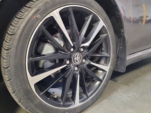 Used 2020 Toyota Camry XSE image 31