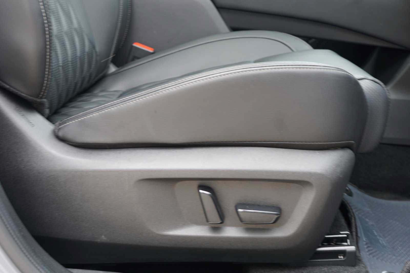 Used 2023 Nissan Rogue Platinum w/ Platinum Premium Package FWD image 24