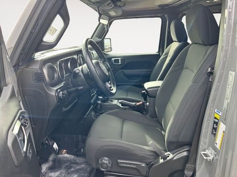 Used 2021 Jeep Wrangler Unlimited Sport image 15