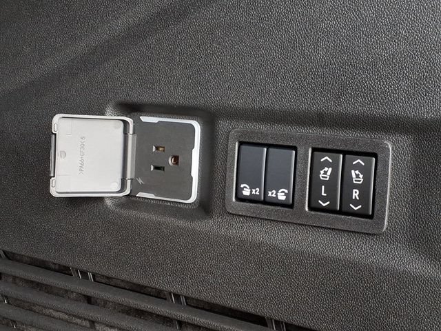 New 2026 GMC Yukon Elevation AWD/4WD image 22