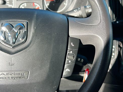 Used 2021 RAM ProMaster 2500 image 17