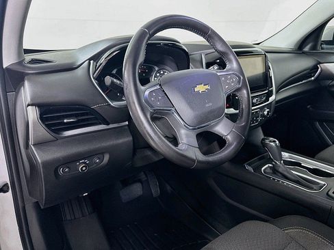 Used 2019 Chevrolet Traverse LT AWD/4WD image 9