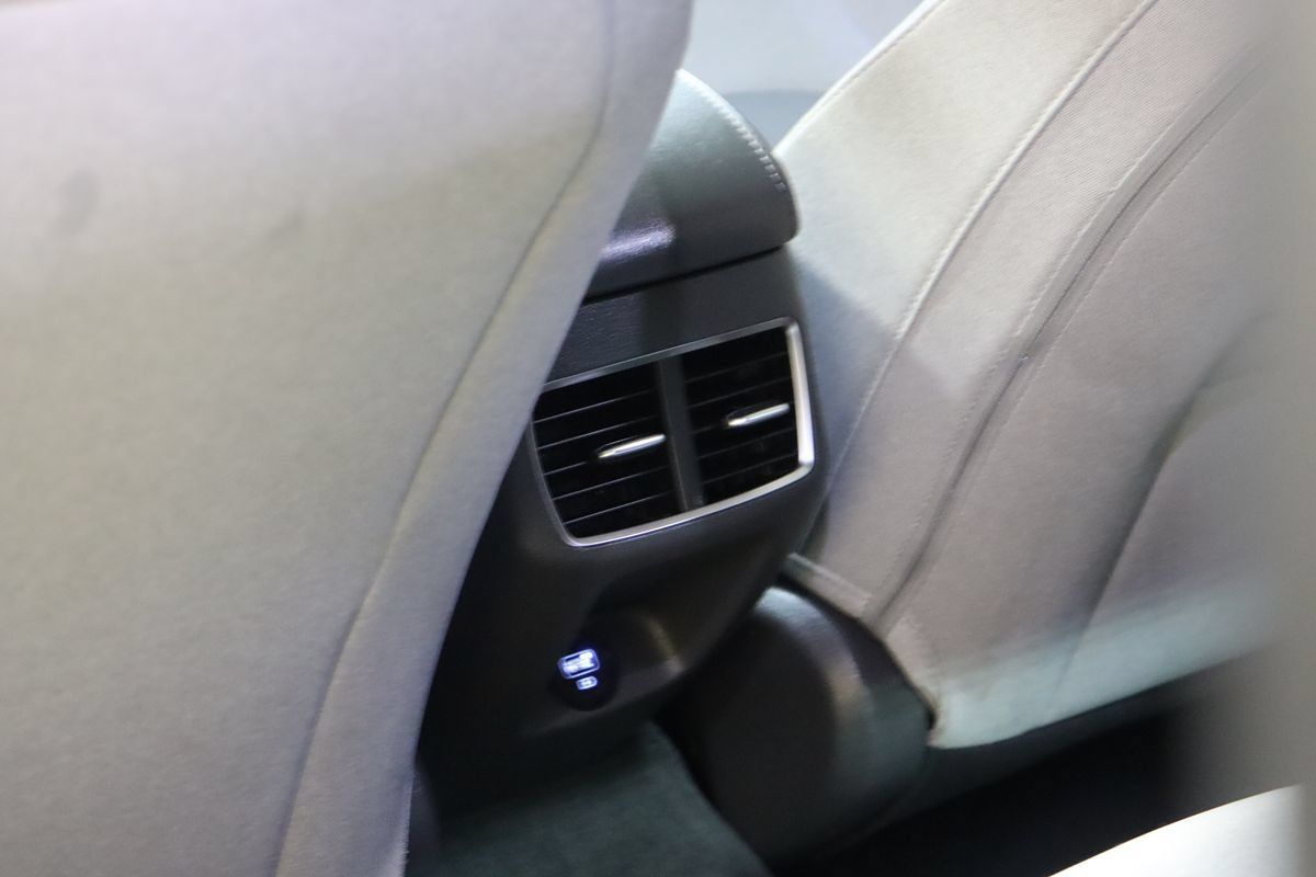 Used 2020 Hyundai Sonata SEL w/ Convenience + Sunroof Package FWD image 50