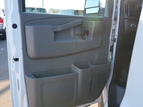 Used 2020 GMC Savana 2500 w/ Driver Convenience Package image 14