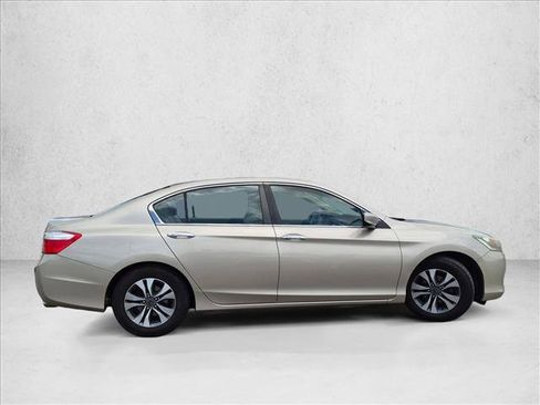 Used 2013 Honda Accord LX image 4