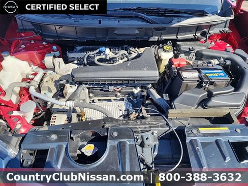 Certified 2017 Nissan Rogue SV w/ SV Premium Package image 33