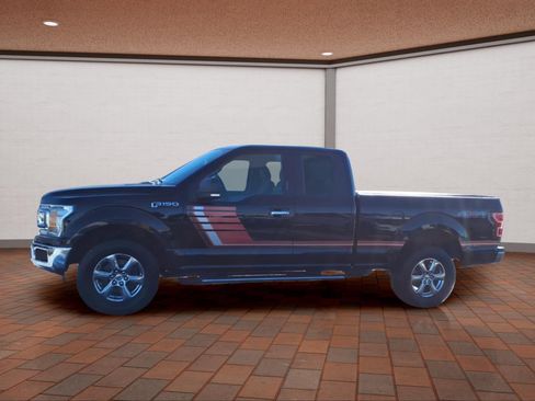 Used 2018 Ford F150 XLT w/ Equipment Group 302A Luxury image 5