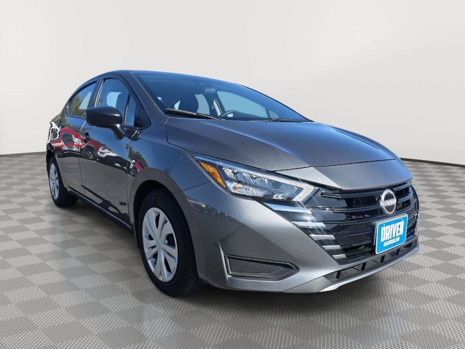 Used 2025 Nissan Versa S w/ Trunk Package FWD image 3
