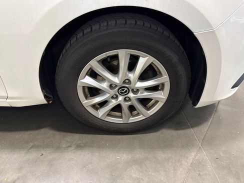 Used 2015 MAZDA MAZDA3 i Touring FWD image 16