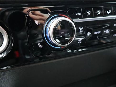 Used 2022 GMC Sierra 1500 Elevation w/ X31 Off-Road Package image 19