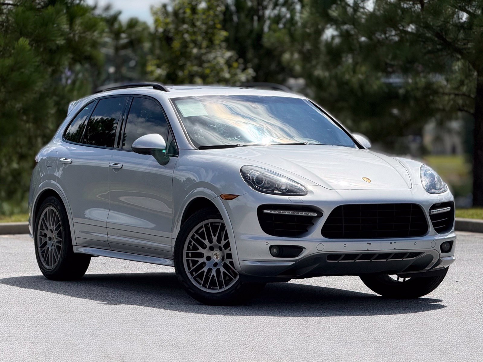 Used 2013 Porsche Cayenne GTS AWD/4WD image 12