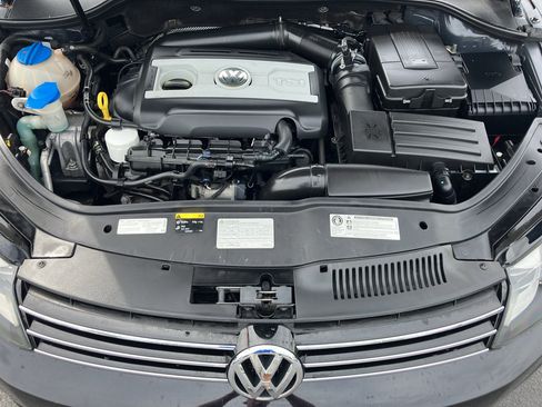 Used 2014 Volkswagen Eos FWD image 38