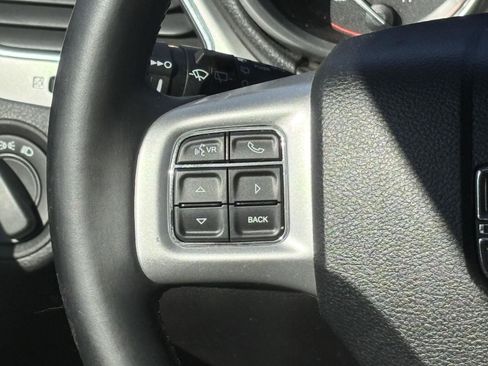 Used 2018 Dodge Journey SE w/ Connectivity Group image 7