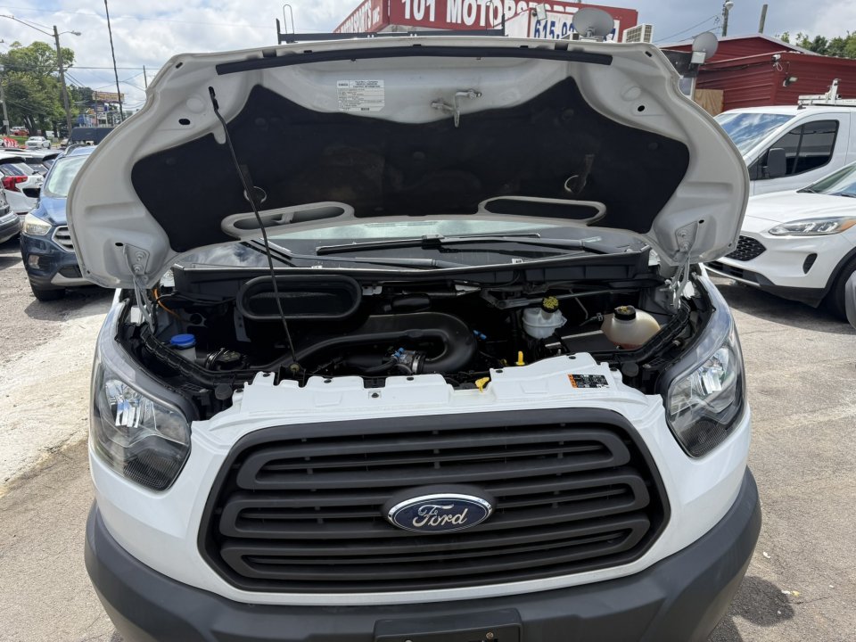 Used 2018 Ford Transit 150 130 Low Roof RWD image 17