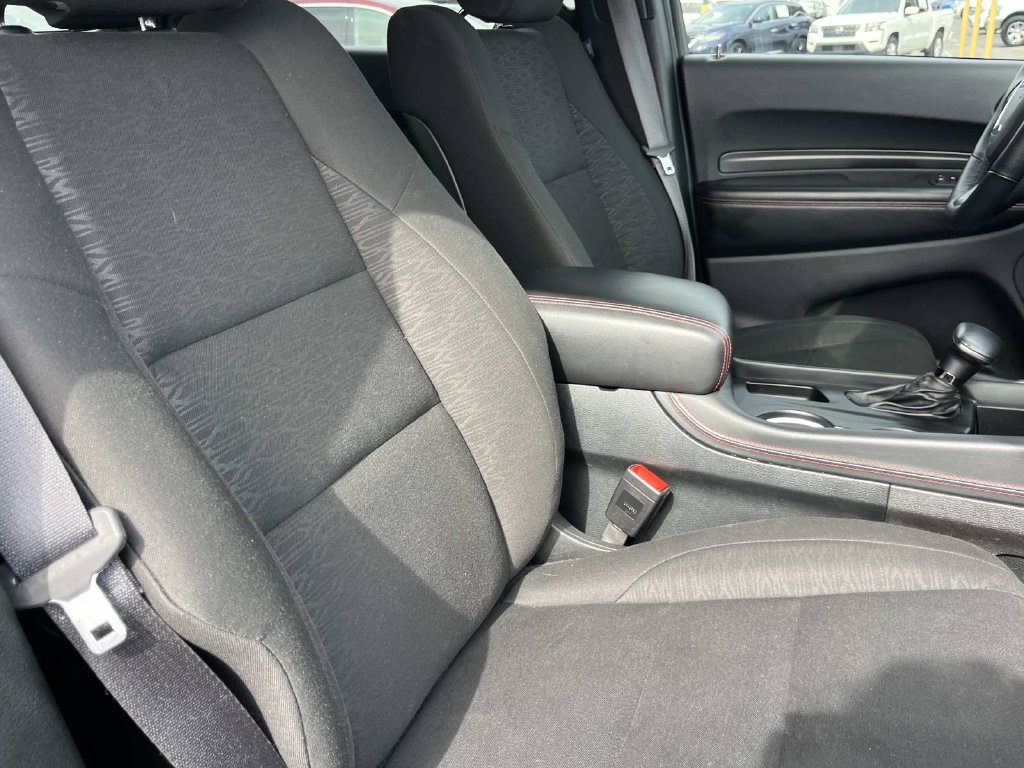 Used 2025 Dodge Durango GT AWD/4WD image 31