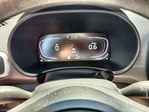 Used 2023 Kia Soul LX w/ LX Technology Package FWD image 19