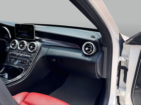 Used 2015 Mercedes-Benz C 300 4MATIC Sedan image 18