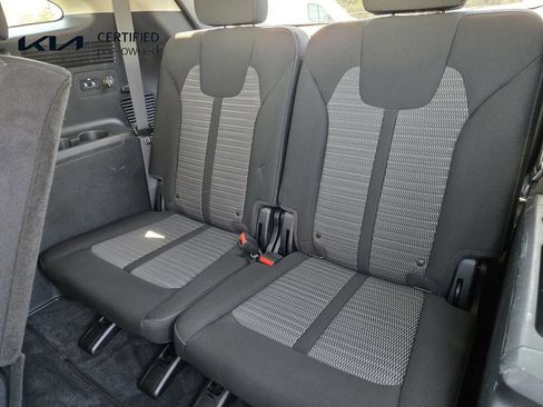 Used 2021 Kia Sorento LX FWD image 13