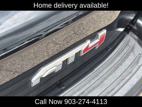 Used 2021 GMC Yukon XL AT4 w/ AT4 Premium Plus Package AWD/4WD image 5