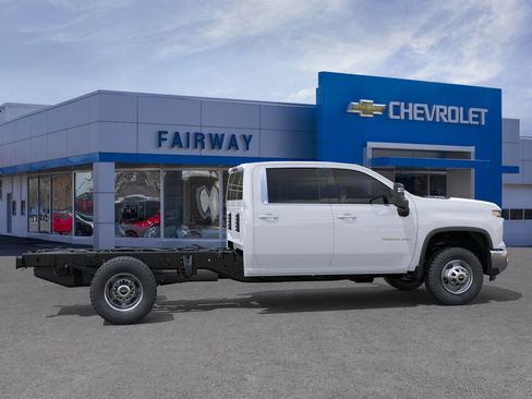 New 2025 Chevrolet Silverado 3500 W/T w/ WT Convenience Package image 5