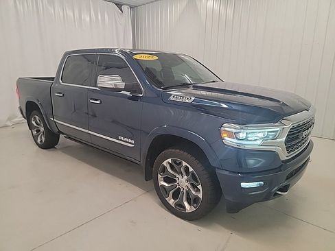 Used 2022 RAM 1500 Limited w/ Body-Colour Bumper Group image 7