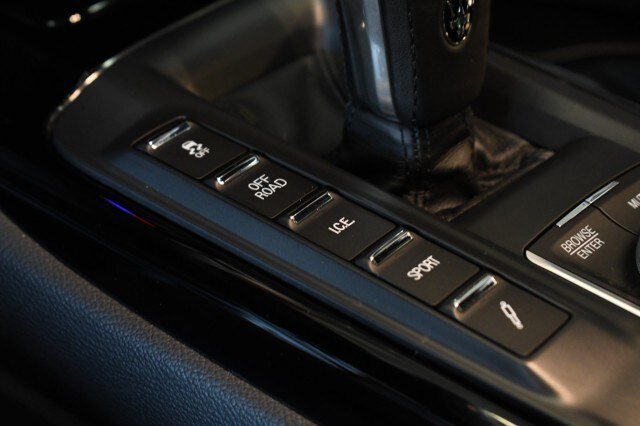 Used 2023 Maserati Levante GT AWD/4WD image 40