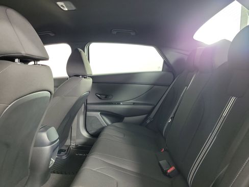 New 2025 Hyundai Elantra SEL image 29