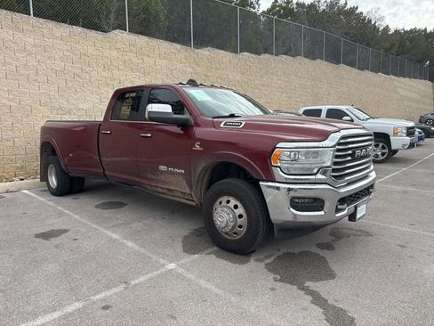 Used 2019 RAM 3500 Limited image 2