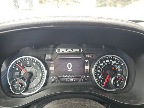 Used 2024 RAM 1500 Laramie image 22