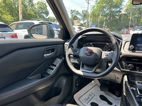 Certified 2025 Nissan Rogue SV w/ Rock Creek Premium Package AWD/4WD image 25
