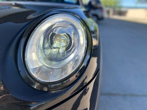 Used 2016 MINI Cooper S image 4