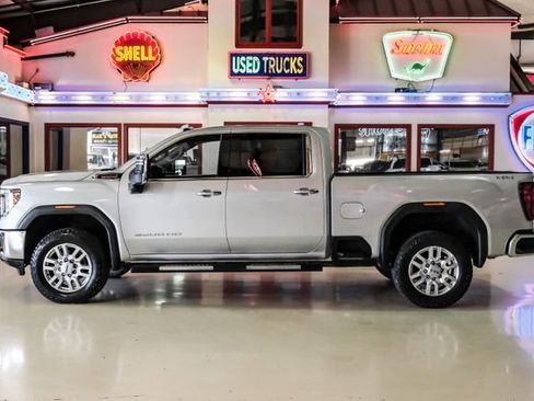 Used 2023 GMC Sierra 2500 SLT w/ SLT Convenience Package image 11