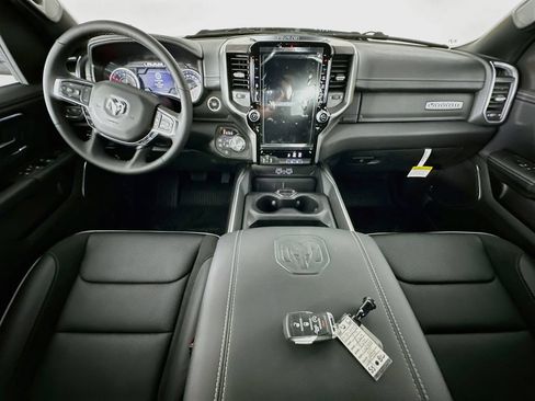 New 2027 RAM 1500 Laramie w/ Sport Appearance Package AWD/4WD image 9