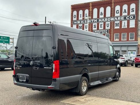 Used 2023 Mercedes-Benz Sprinter 3500 image 6