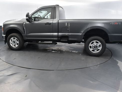 New 2026 Ford F250 XLT w/ F-250 >10K GVWR Package image 3