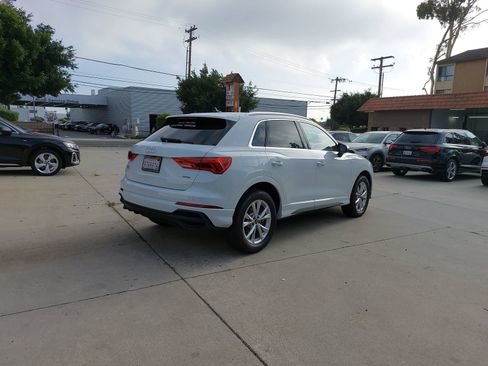 Certified 2025 Audi Q3 2.0T Premium w/ Convenience Package AWD/4WD image 5
