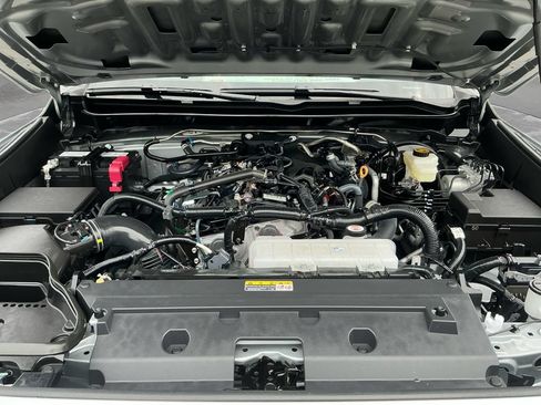 Certified 2026 Toyota Tacoma SR5 AWD/4WD image 19