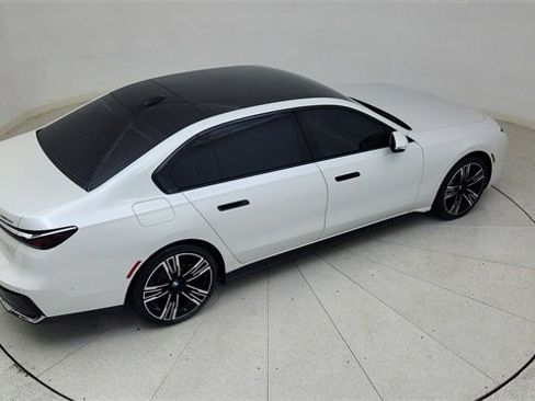 Used 2023 BMW i7 xDrive60 image 83