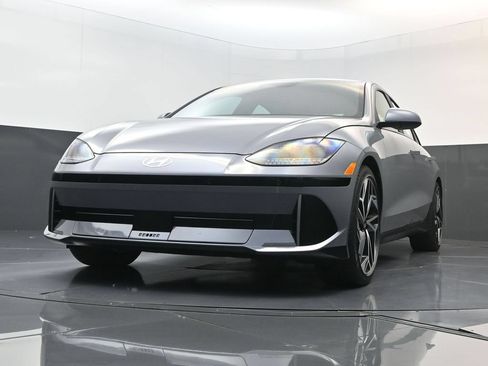 Used 2023 Hyundai Ioniq 6 Limited RWD image 29