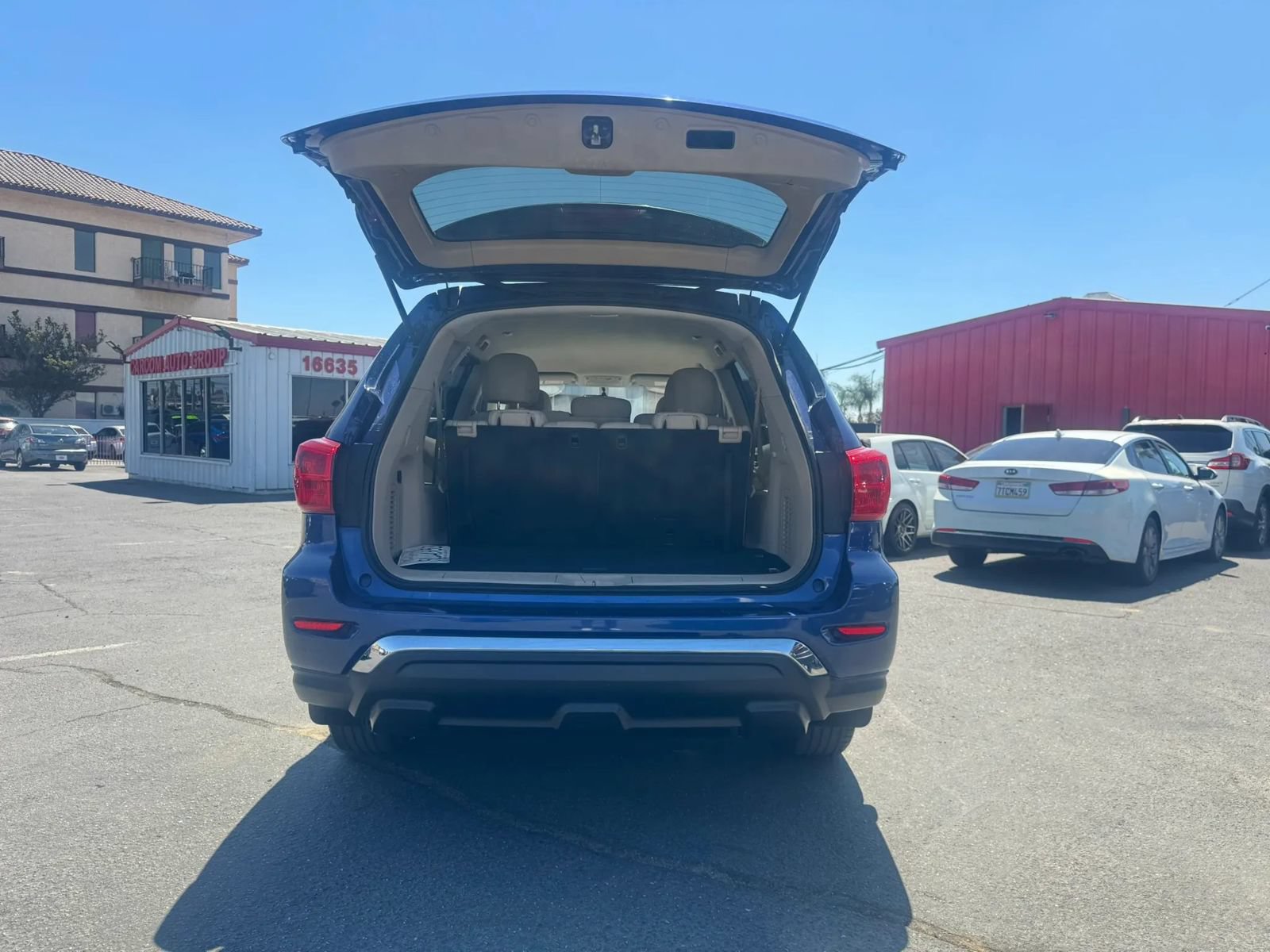 Used 2017 Nissan Pathfinder S FWD image 7