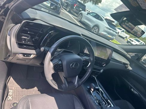 Used 2024 Lexus RX 350 Premium Plus w/ Convenience Package AWD/4WD image 8
