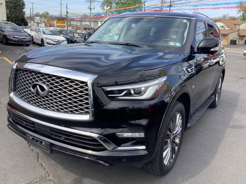 Used 2019 INFINITI QX80 Luxe w/ 22" Wheel Package image 3